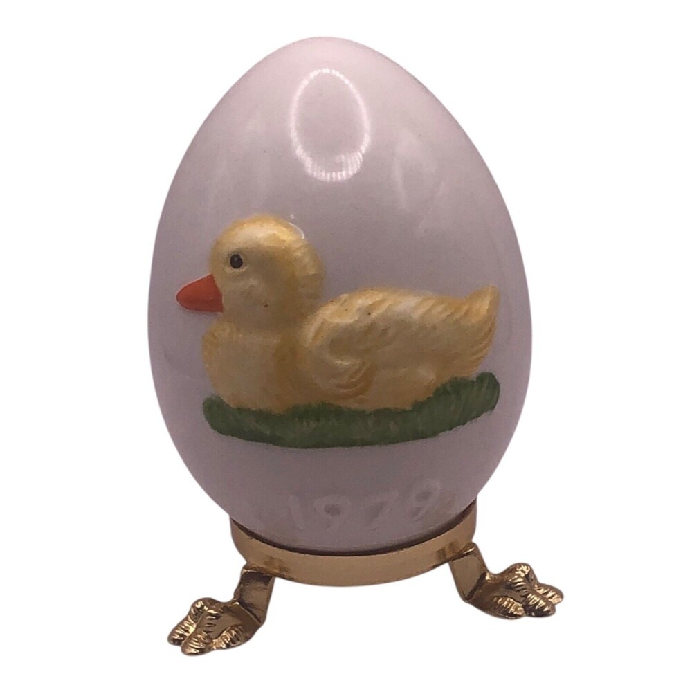 Goebel Vintage West Germany Yellow Duck Easter Egg Stand Duckling 1979